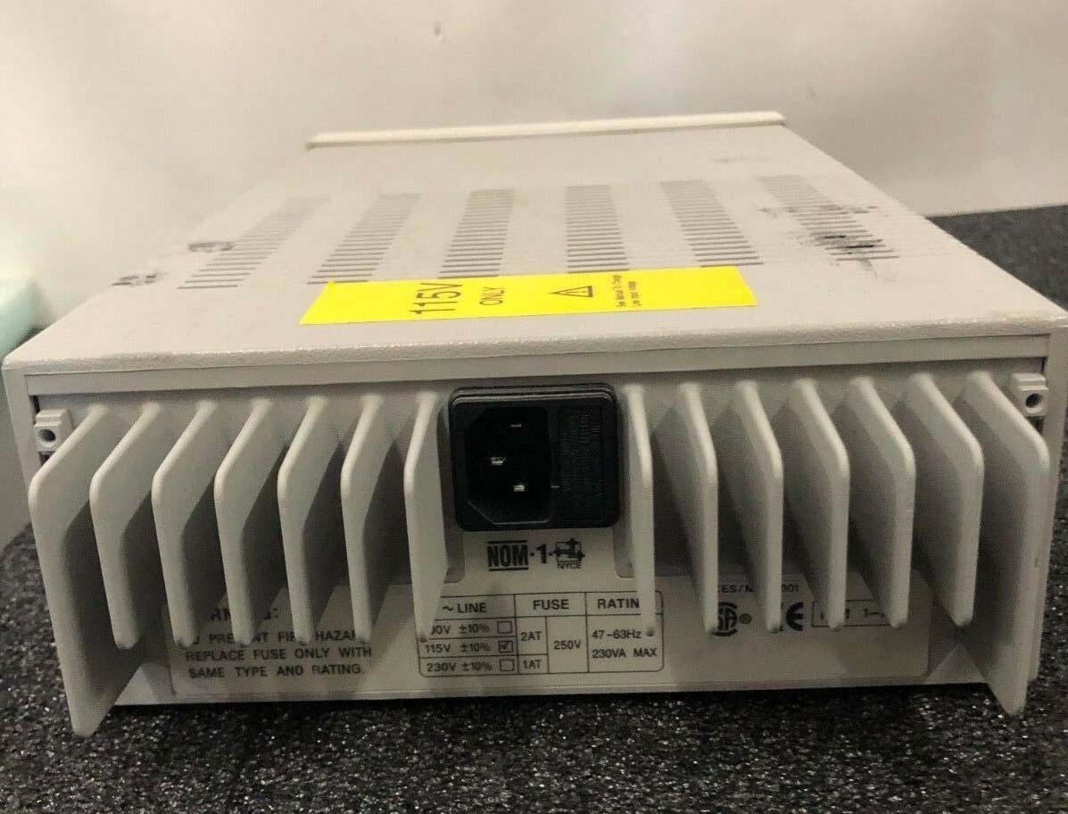 Photo Used AGILENT / HP / HEWLETT-PACKARD / KEYSIGHT E3620A For Sale