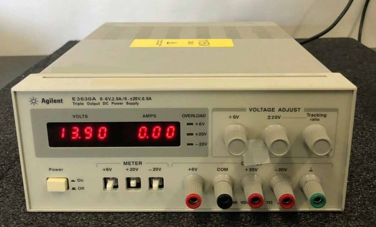 사진 사용됨 AGILENT / HP / HEWLETT-PACKARD / KEYSIGHT E3630A 판매용