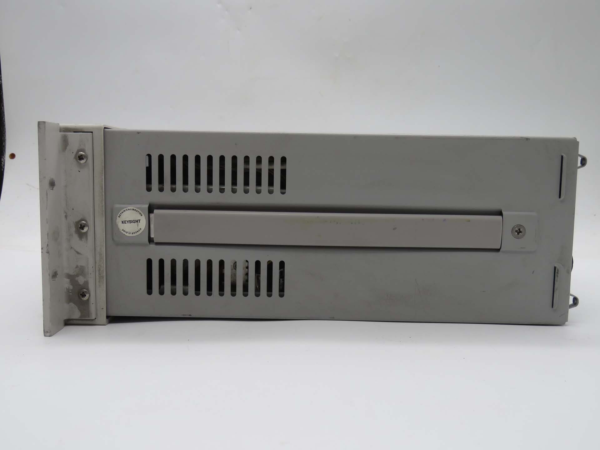 Foto Verwendet AGILENT / HP / HEWLETT-PACKARD / KEYSIGHT E3633A Zum Verkauf