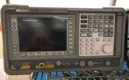 フォト（写真） 使用される AGILENT / HP / HEWLETT-PACKARD / KEYSIGHT E4404B 販売のために