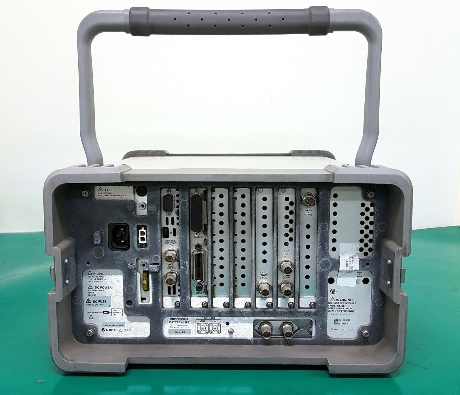 사진 사용됨 AGILENT / HP / HEWLETT-PACKARD / KEYSIGHT E4404B 판매용