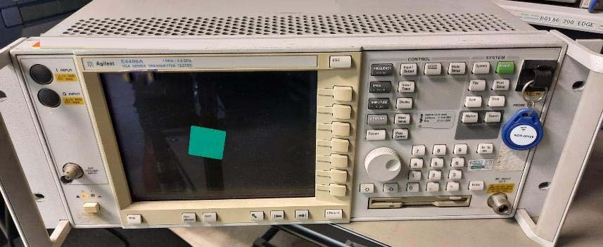 圖為 已使用的 AGILENT / HP / HEWLETT-PACKARD / KEYSIGHT E4406A 待售