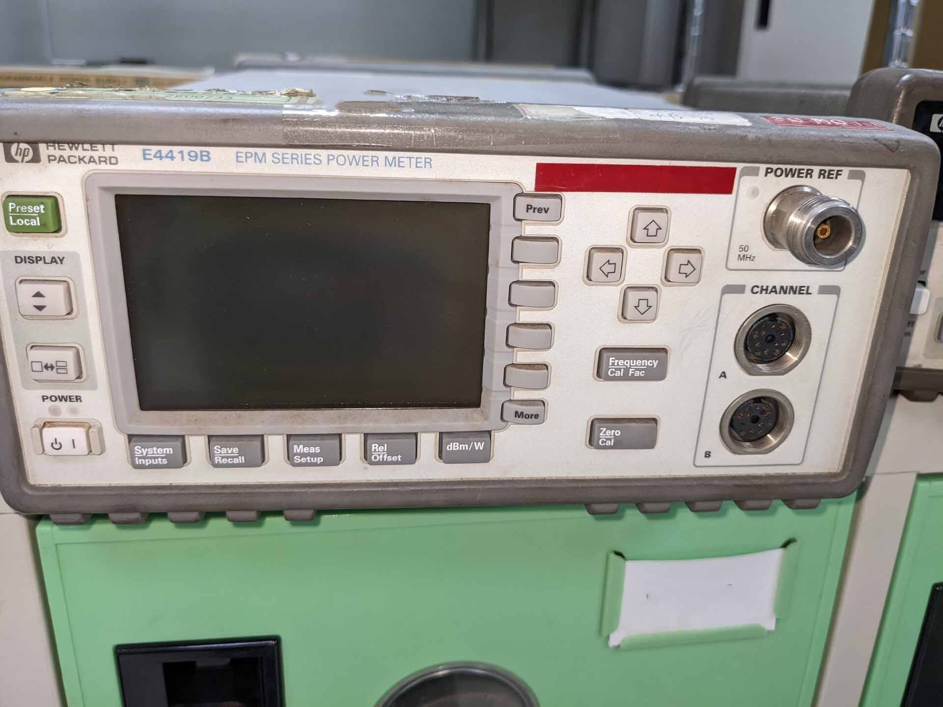 Photo Utilisé AGILENT / HP / HEWLETT-PACKARD / KEYSIGHT E4419B À vendre