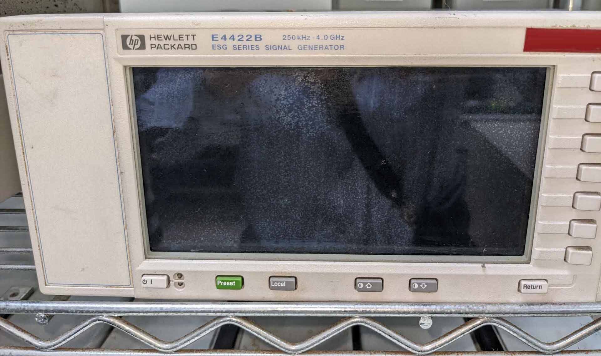 Photo Used AGILENT / HP / HEWLETT-PACKARD / KEYSIGHT E4422B For Sale