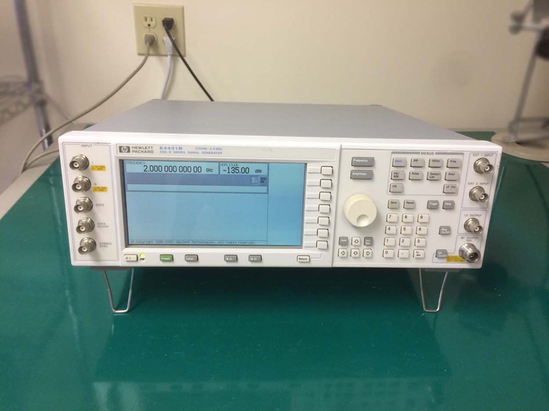 Foto Verwendet AGILENT / HP / HEWLETT-PACKARD / KEYSIGHT E4431B Zum Verkauf