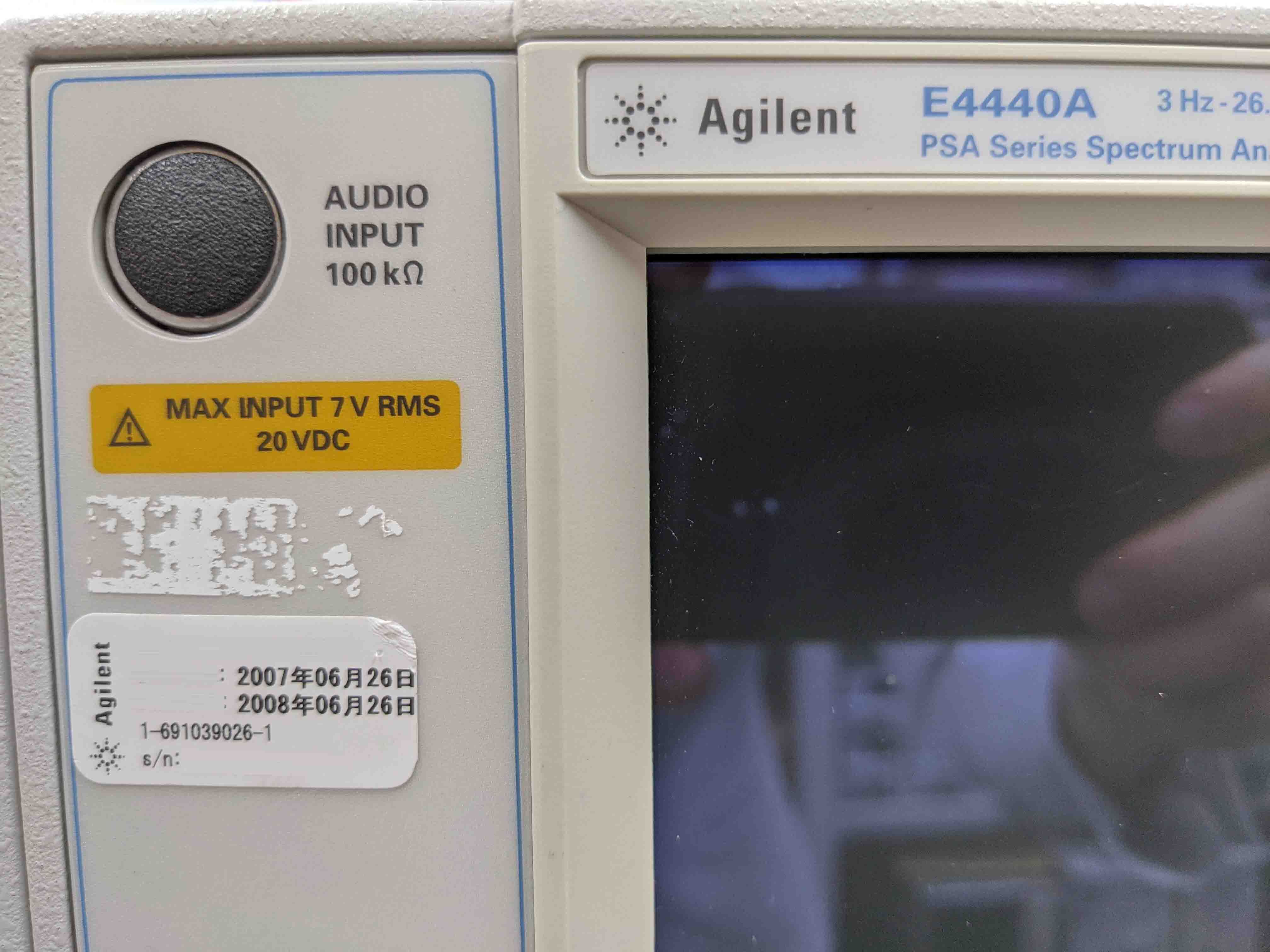 Photo Used AGILENT / HP / HEWLETT-PACKARD / KEYSIGHT E4440A For Sale