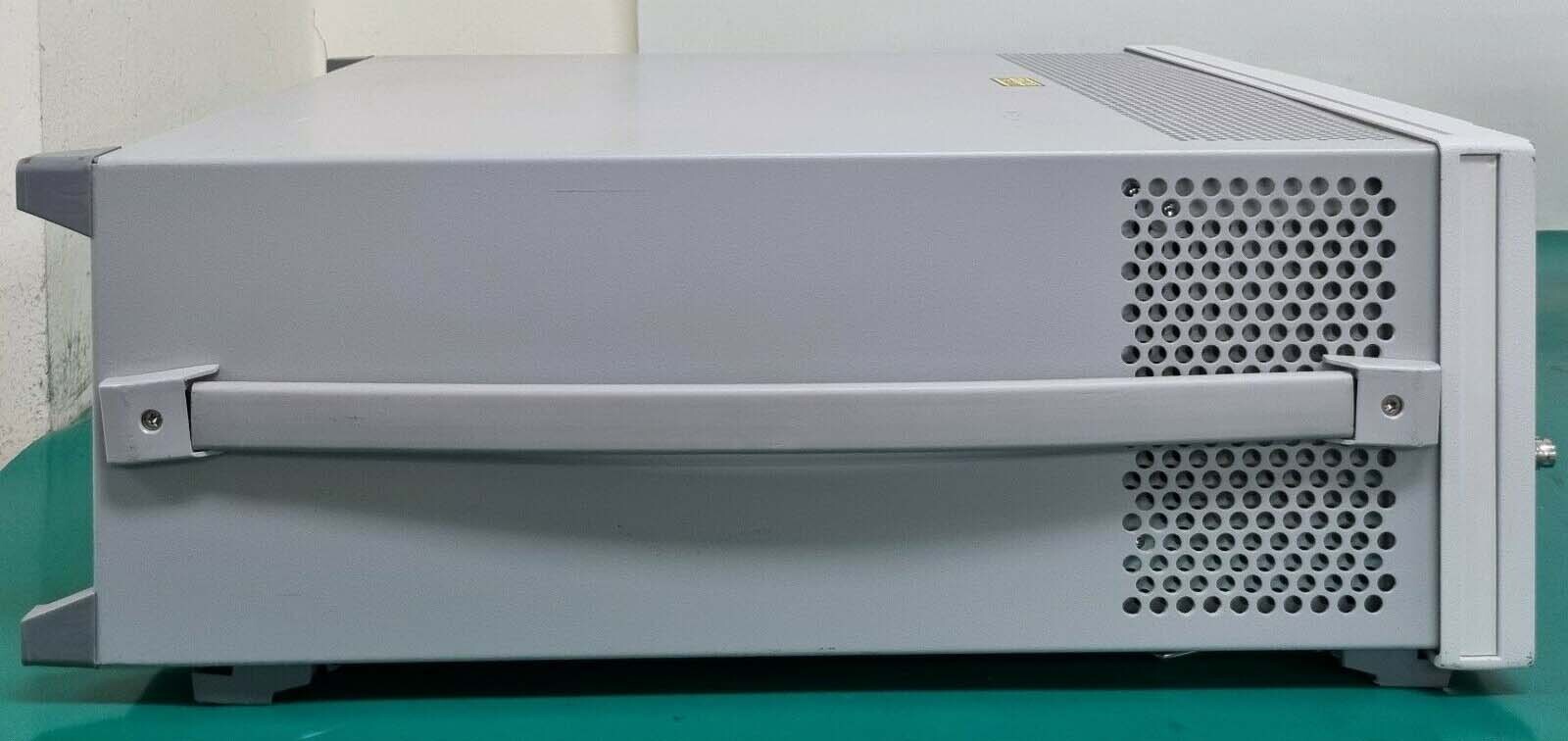 사진 사용됨 AGILENT / HP / HEWLETT-PACKARD / KEYSIGHT E4448A 판매용