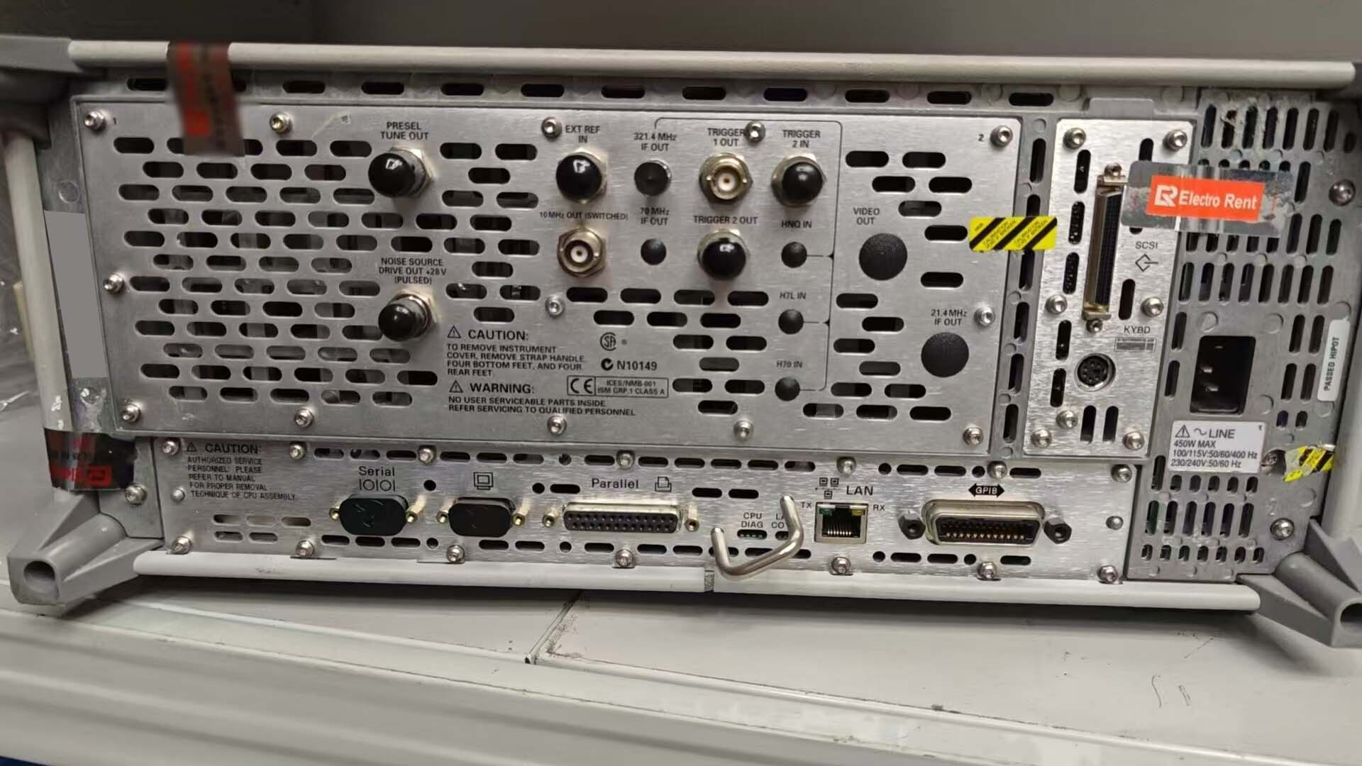 Photo Utilisé AGILENT / HP / HEWLETT-PACKARD / KEYSIGHT E4448A À vendre
