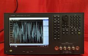 Foto Verwendet AGILENT / HP / HEWLETT-PACKARD / KEYSIGHT E4990A Zum Verkauf