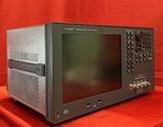 Foto Verwendet AGILENT / HP / HEWLETT-PACKARD / KEYSIGHT E4990A Zum Verkauf