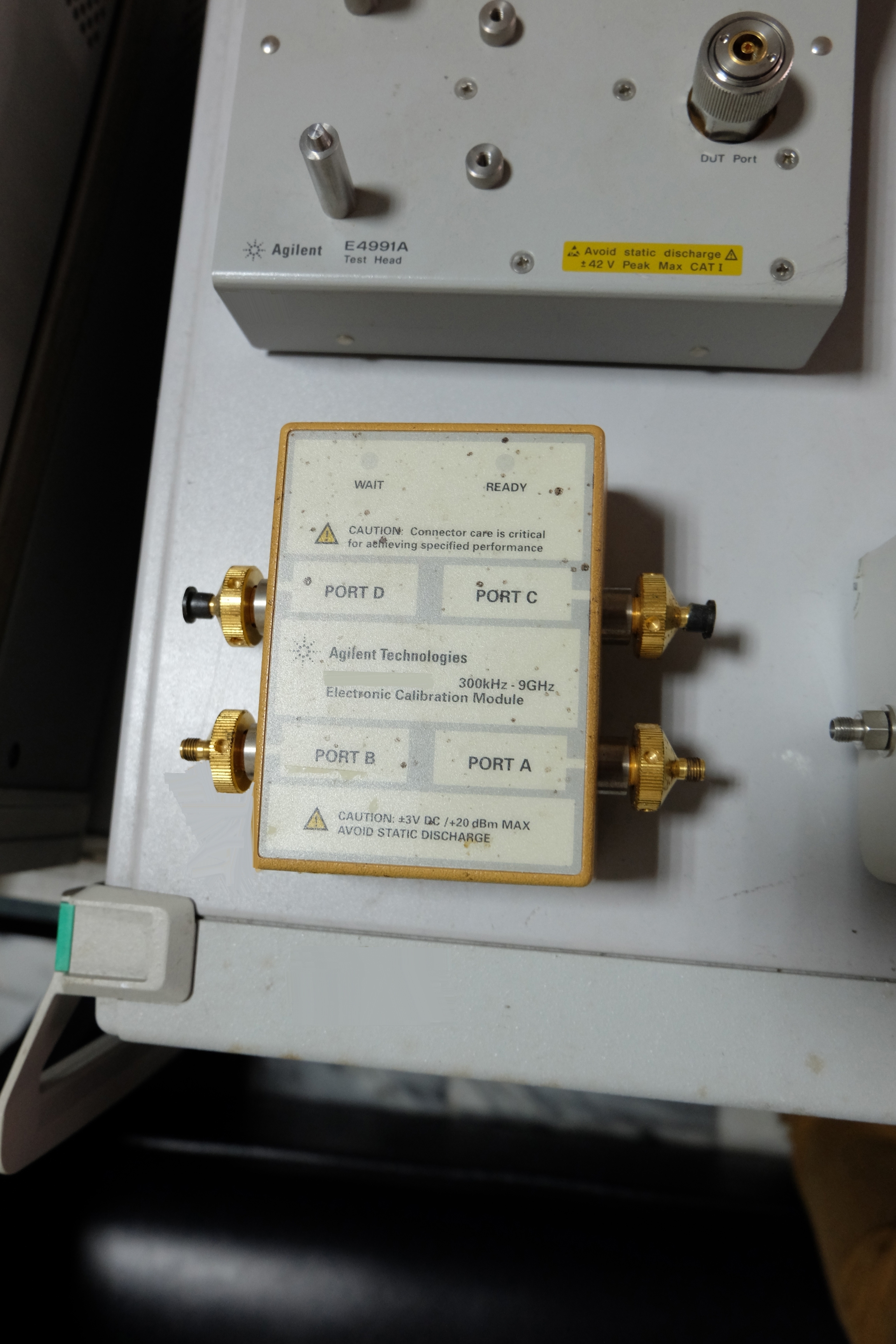 Photo Used AGILENT / HP / HEWLETT-PACKARD / KEYSIGHT E4991A For Sale