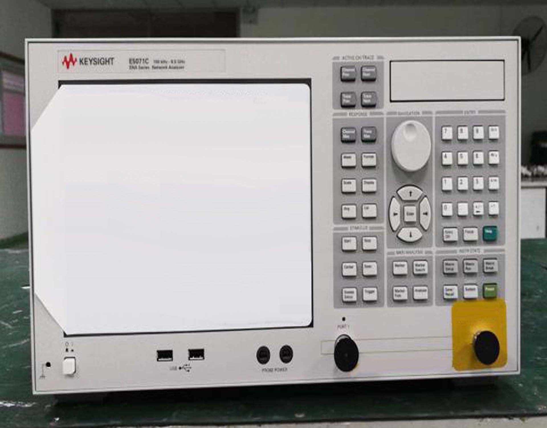 사진 사용됨 AGILENT / HP / HEWLETT-PACKARD / KEYSIGHT E5071C 판매용