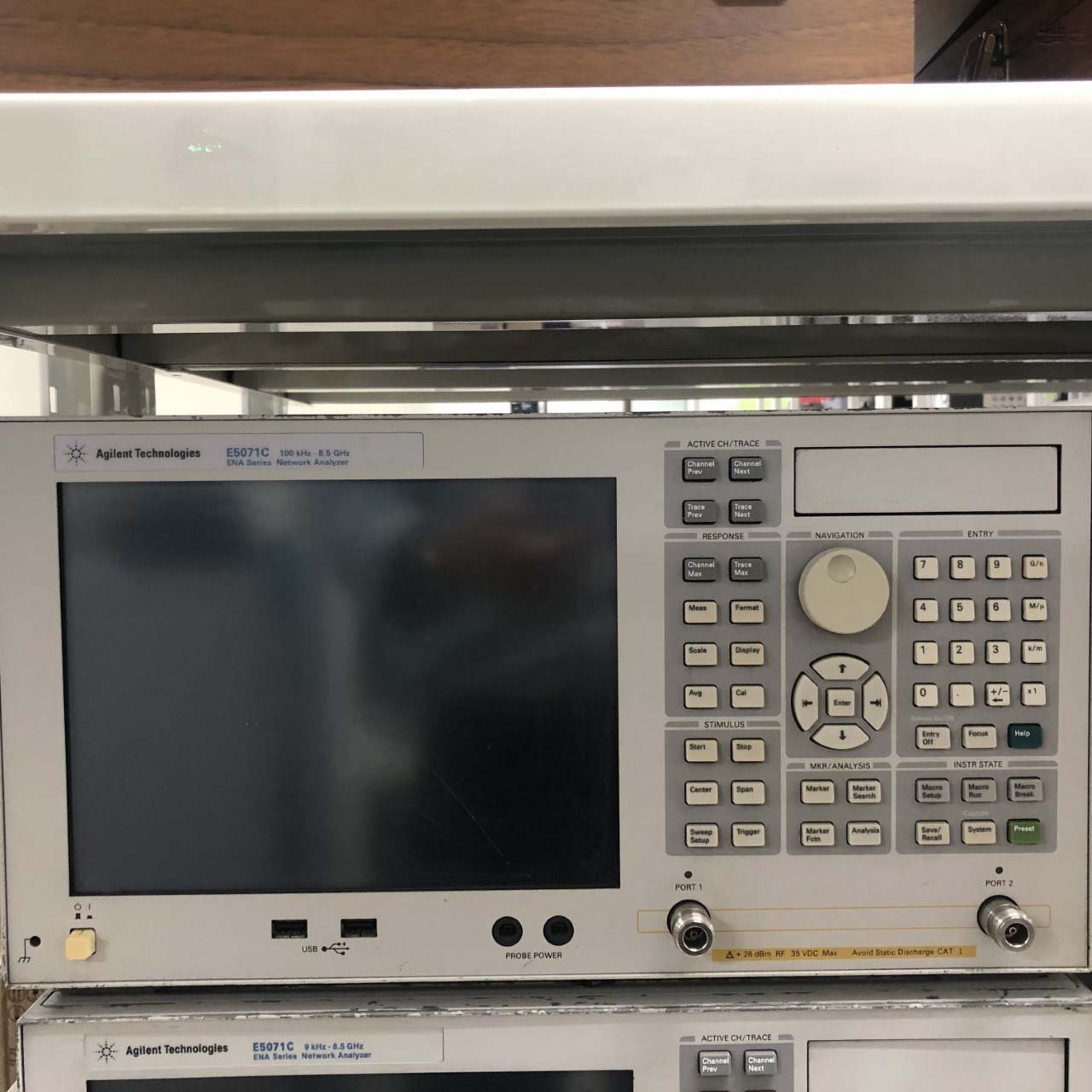 Photo Used AGILENT / HP / HEWLETT-PACKARD / KEYSIGHT E5071C For Sale