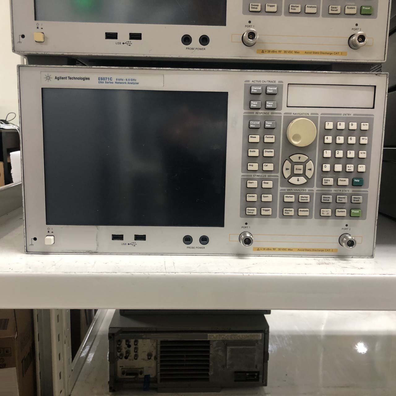 Photo Used AGILENT / HP / HEWLETT-PACKARD / KEYSIGHT E5071C For Sale