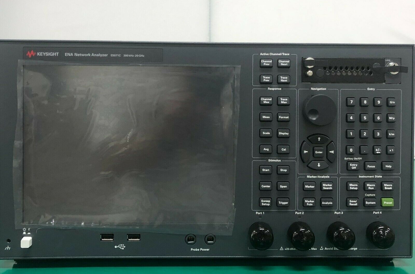 Photo Used AGILENT / HP / HEWLETT-PACKARD / KEYSIGHT E5071C For Sale