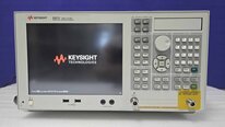 사진 사용됨 AGILENT / HP / HEWLETT-PACKARD / KEYSIGHT E5071C 판매용