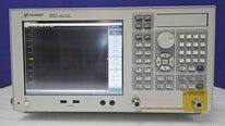 사진 사용됨 AGILENT / HP / HEWLETT-PACKARD / KEYSIGHT E5071C 판매용