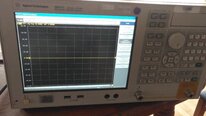 사진 사용됨 AGILENT / HP / HEWLETT-PACKARD / KEYSIGHT E5071C 판매용