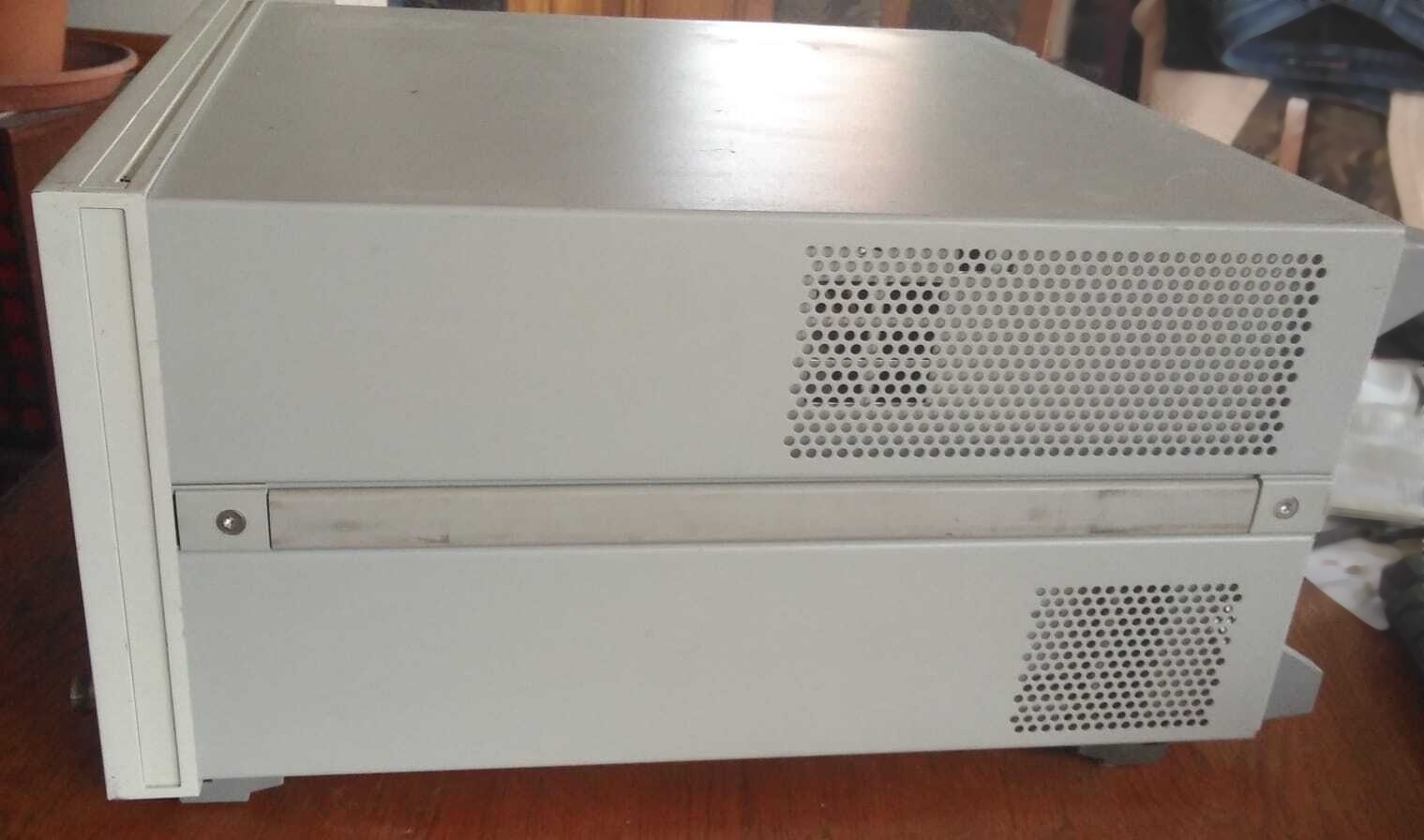 사진 사용됨 AGILENT / HP / HEWLETT-PACKARD / KEYSIGHT E5071C 판매용