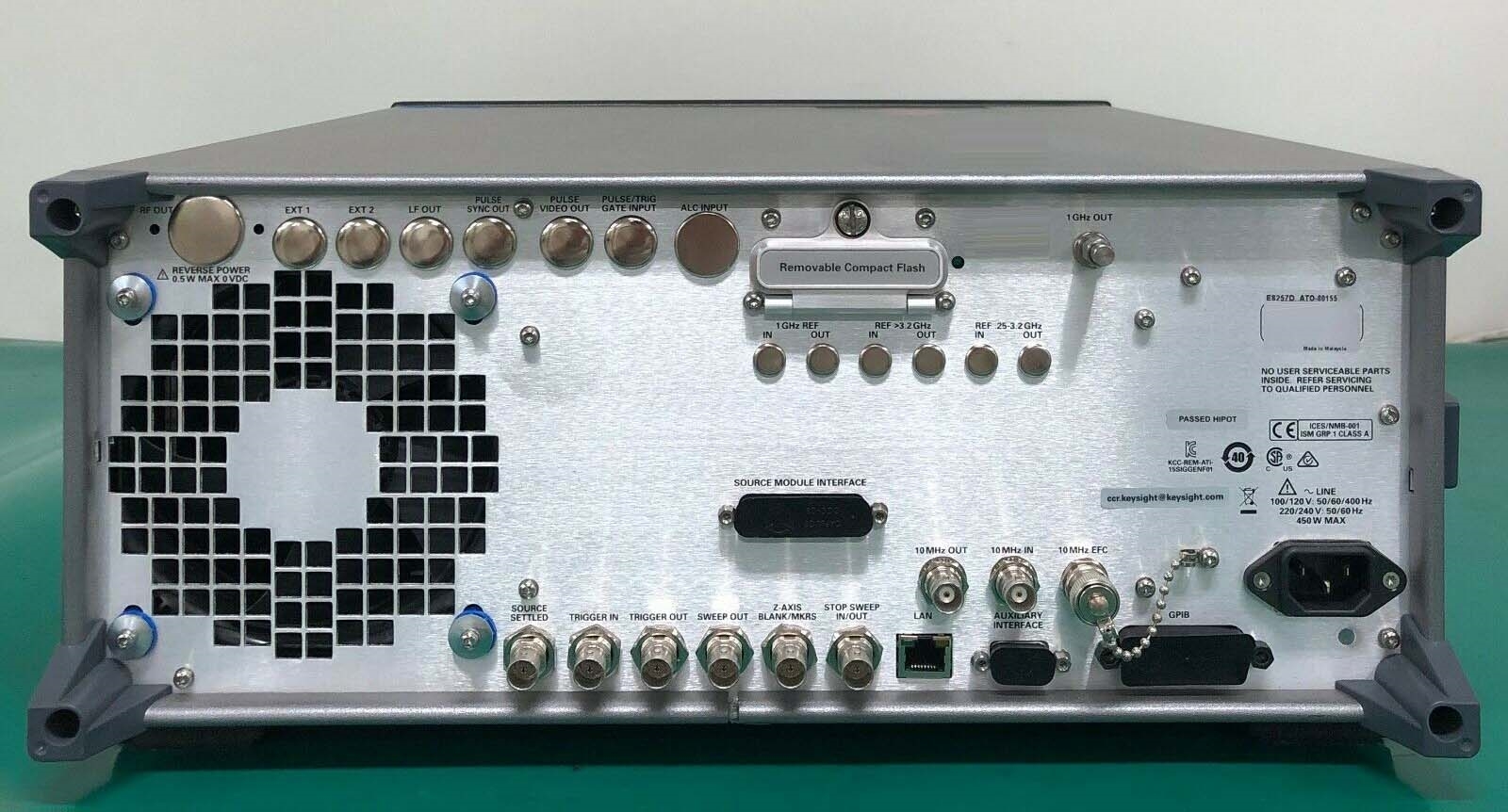 Foto Verwendet AGILENT / HP / HEWLETT-PACKARD / KEYSIGHT E8257D Zum Verkauf