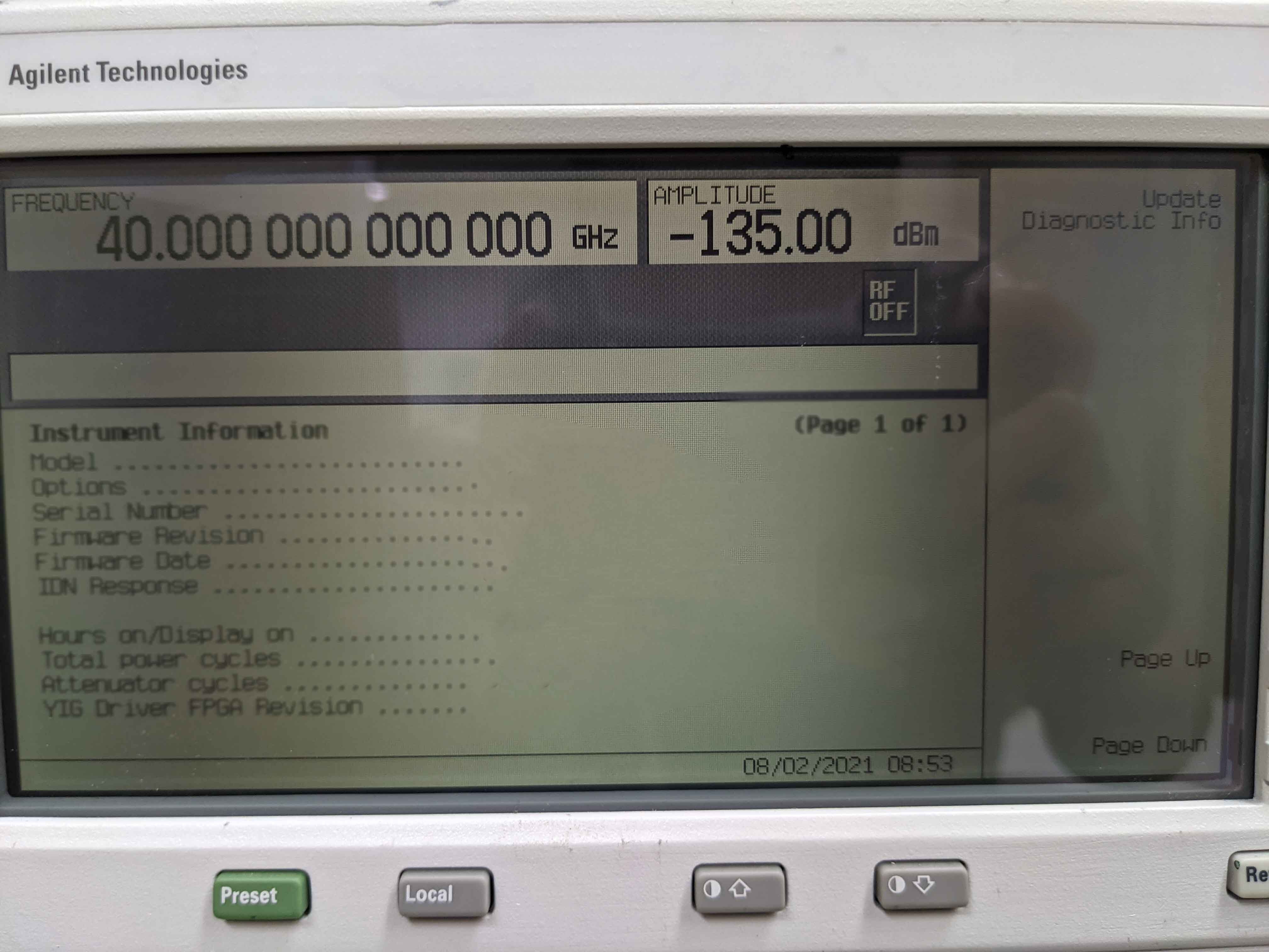 Photo Used AGILENT / HP / HEWLETT-PACKARD / KEYSIGHT E8257D For Sale