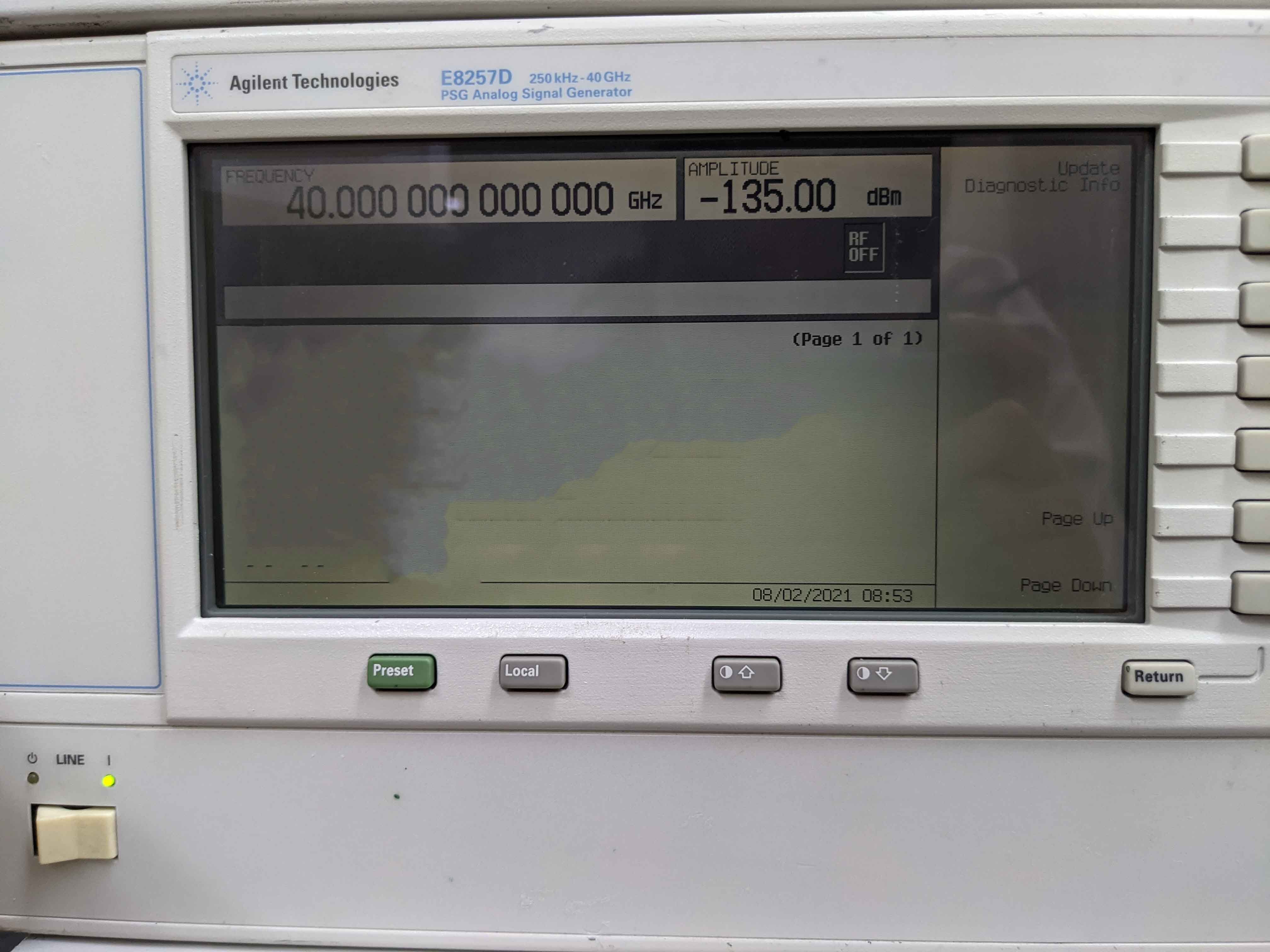 图为 已使用的 AGILENT / HP / HEWLETT-PACKARD / KEYSIGHT E8257D 待售