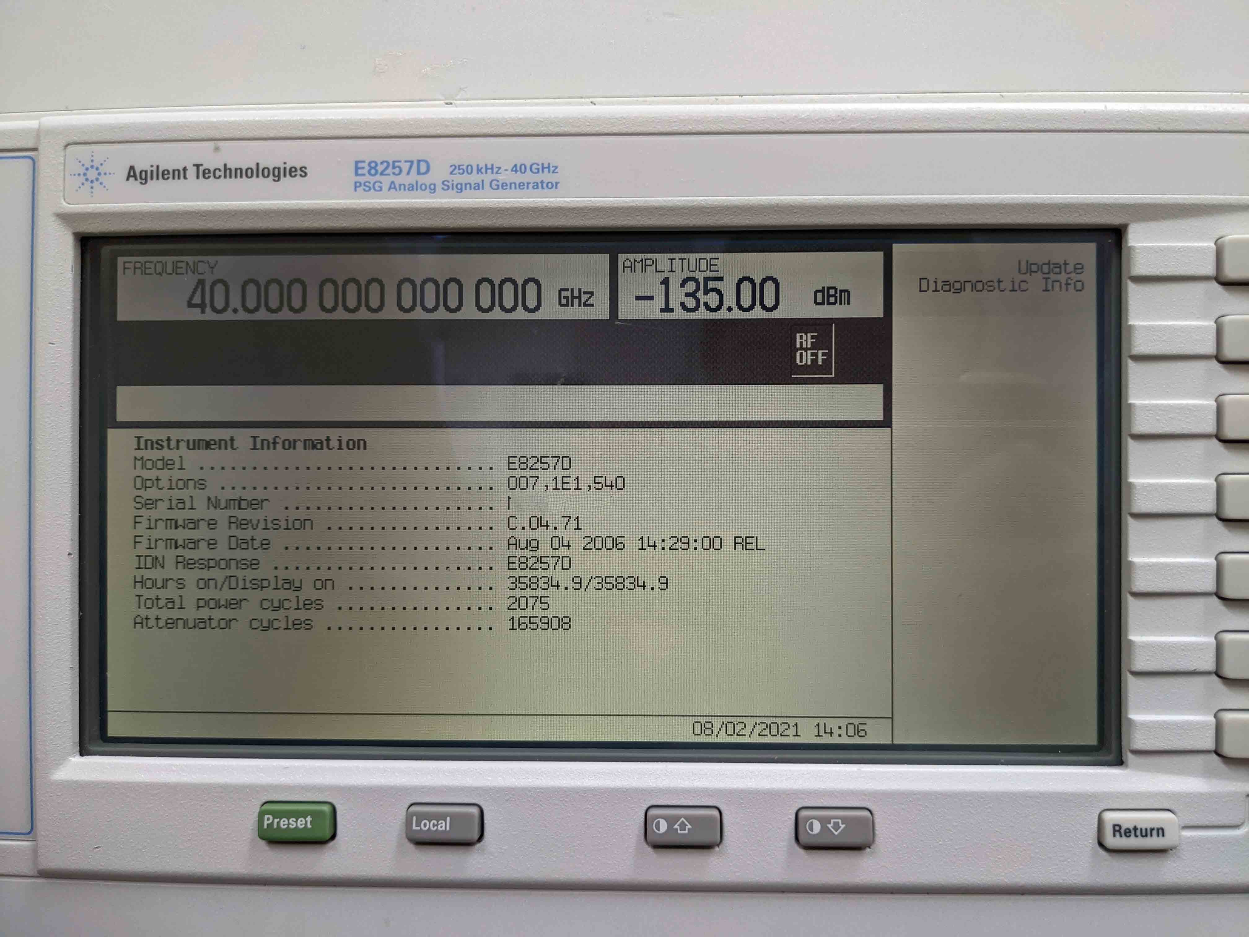 Foto Verwendet AGILENT / HP / HEWLETT-PACKARD / KEYSIGHT E8257D Zum Verkauf