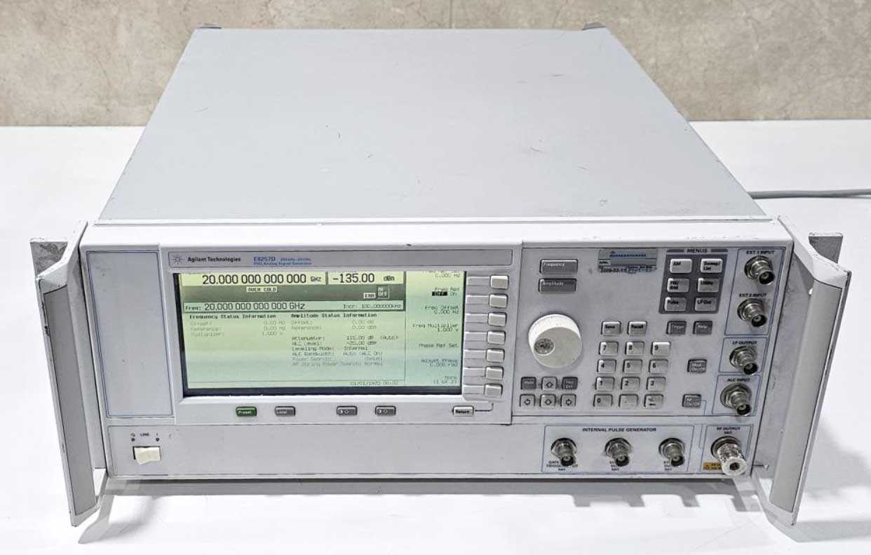 图为 已使用的 AGILENT / HP / HEWLETT-PACKARD / KEYSIGHT E8257D 待售