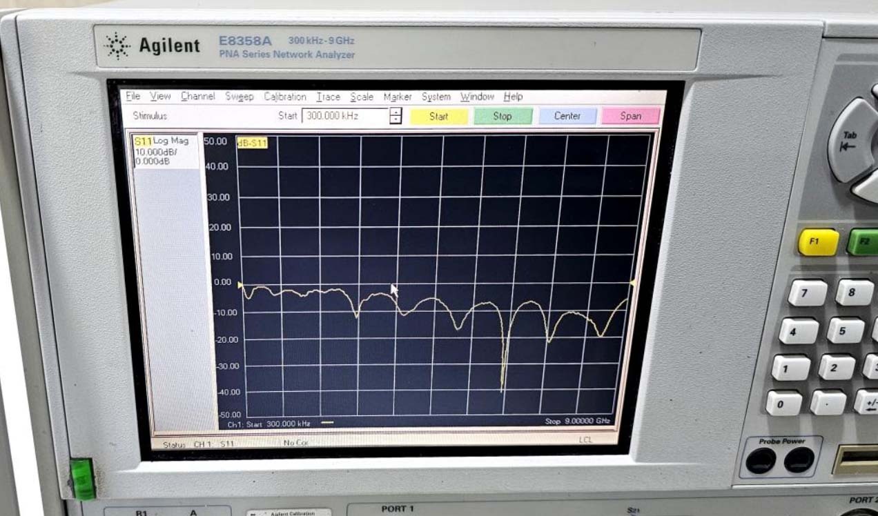 フォト（写真） 使用される AGILENT / HP / HEWLETT-PACKARD / KEYSIGHT E8358A 販売のために