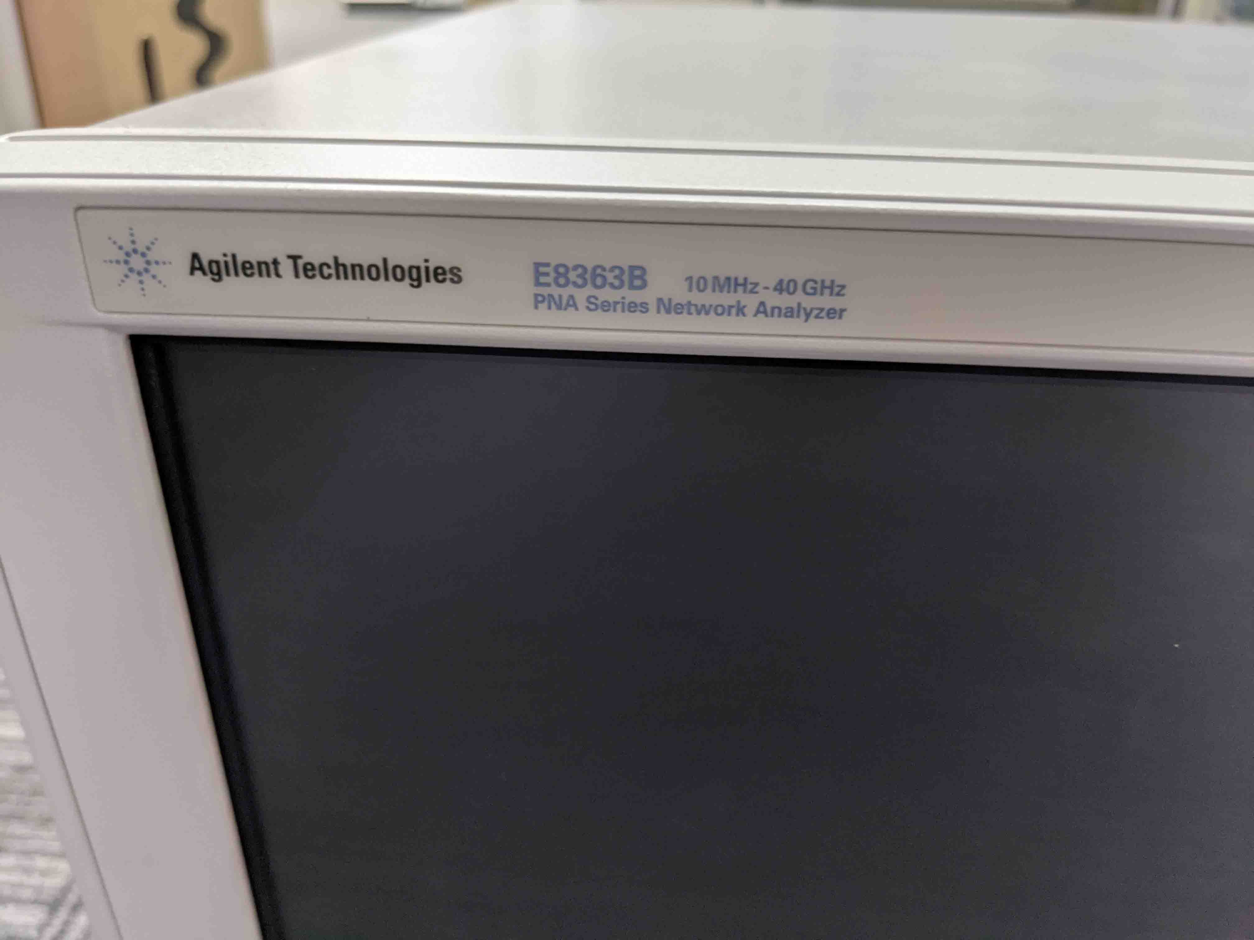 사진 사용됨 AGILENT / HP / HEWLETT-PACKARD / KEYSIGHT E8363B 판매용