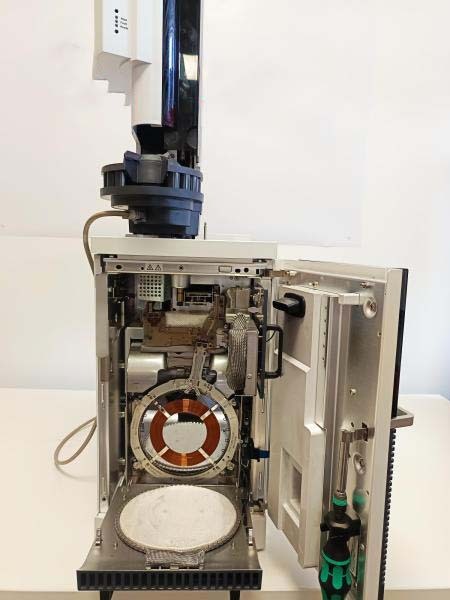 Photo Utilisé AGILENT / HP / HEWLETT-PACKARD / KEYSIGHT Intuvo 9000 À vendre