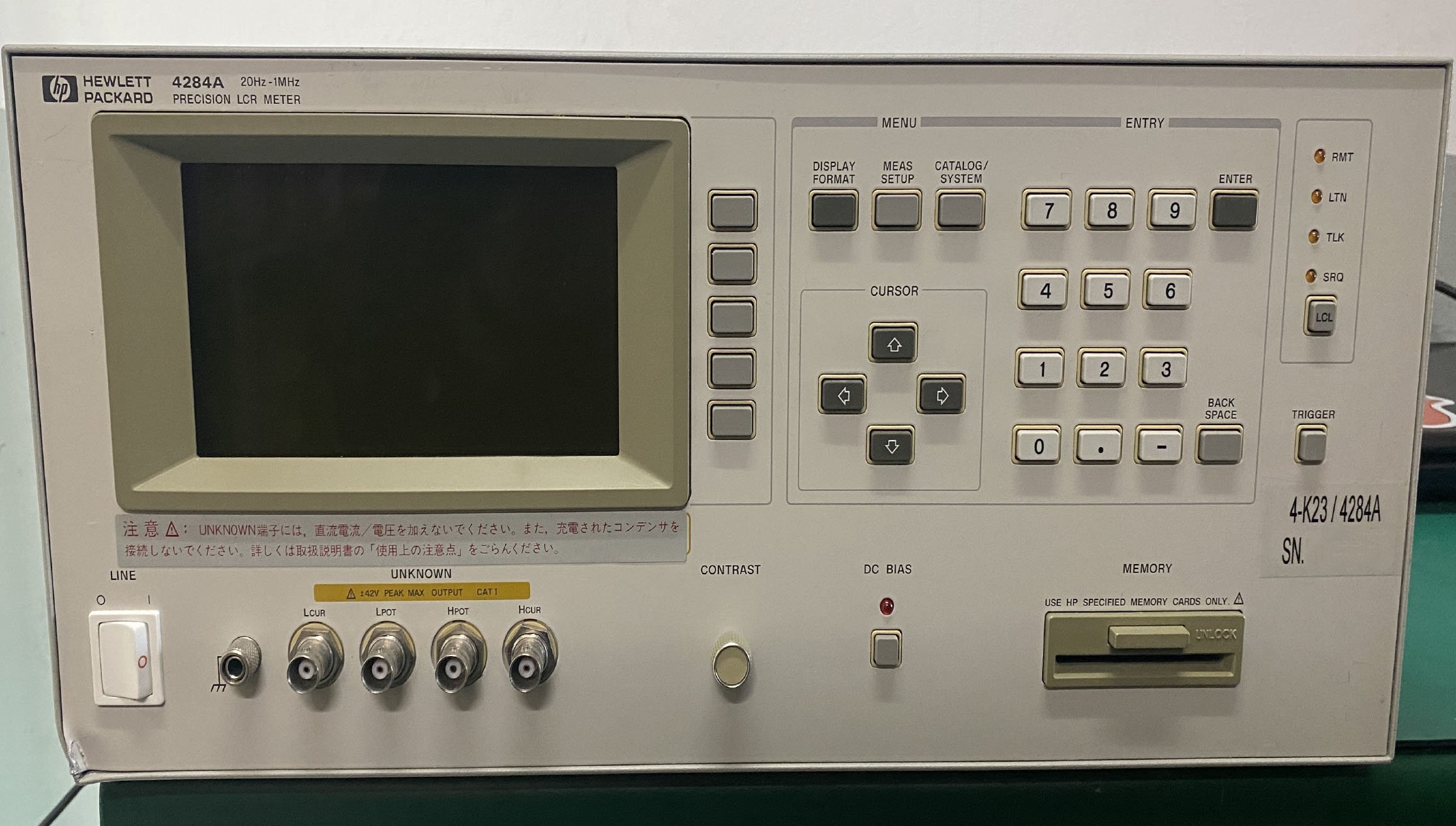 Photo Used AGILENT / HP / HEWLETT-PACKARD / KEYSIGHT Lot of electronic test equipment For Sale