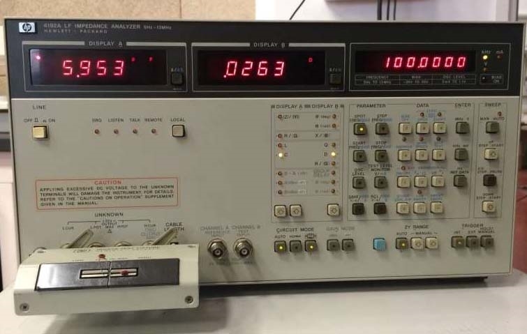 Photo Used AGILENT / HP / HEWLETT-PACKARD / KEYSIGHT Lot of equipment For Sale