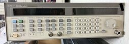 图为 已使用的 AGILENT / HP / HEWLETT-PACKARD / KEYSIGHT Lot of electronic test equipment 待售