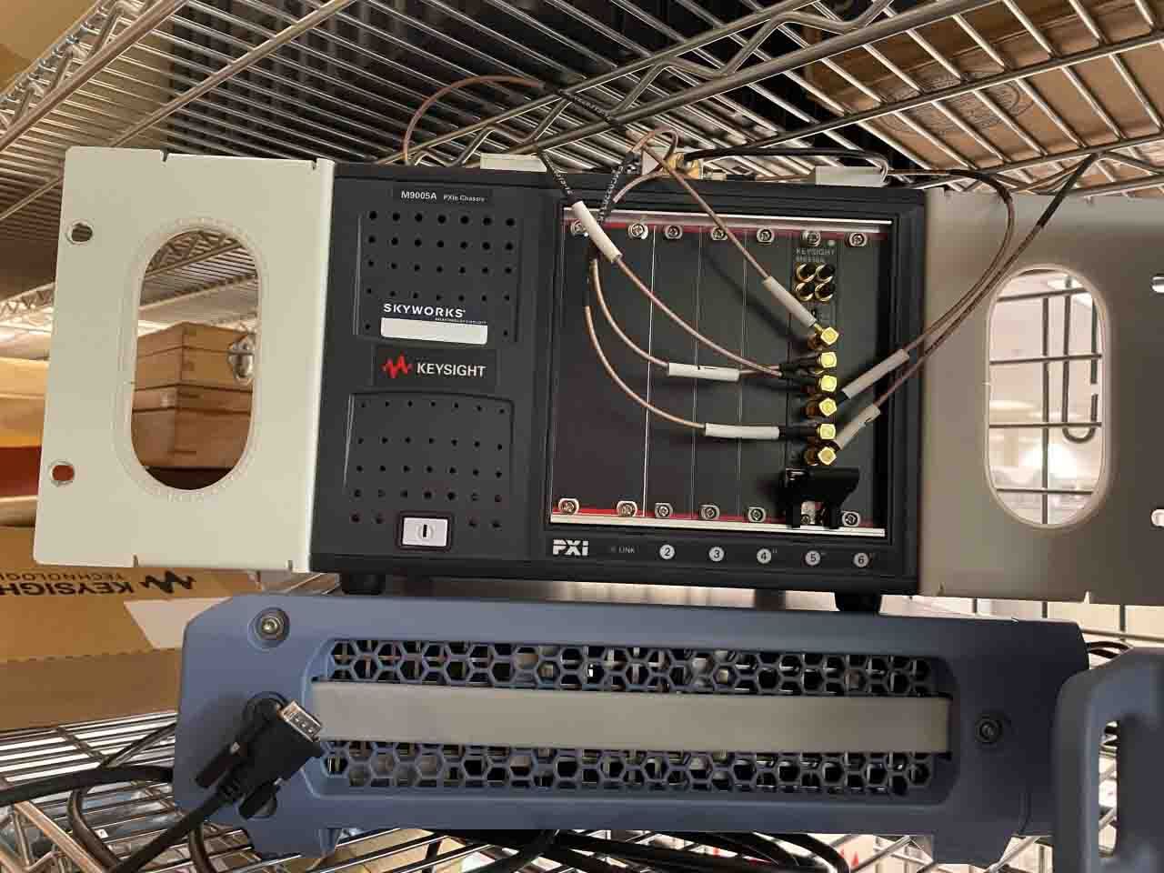 Foto Verwendet AGILENT / HP / HEWLETT-PACKARD / KEYSIGHT M9005A Zum Verkauf