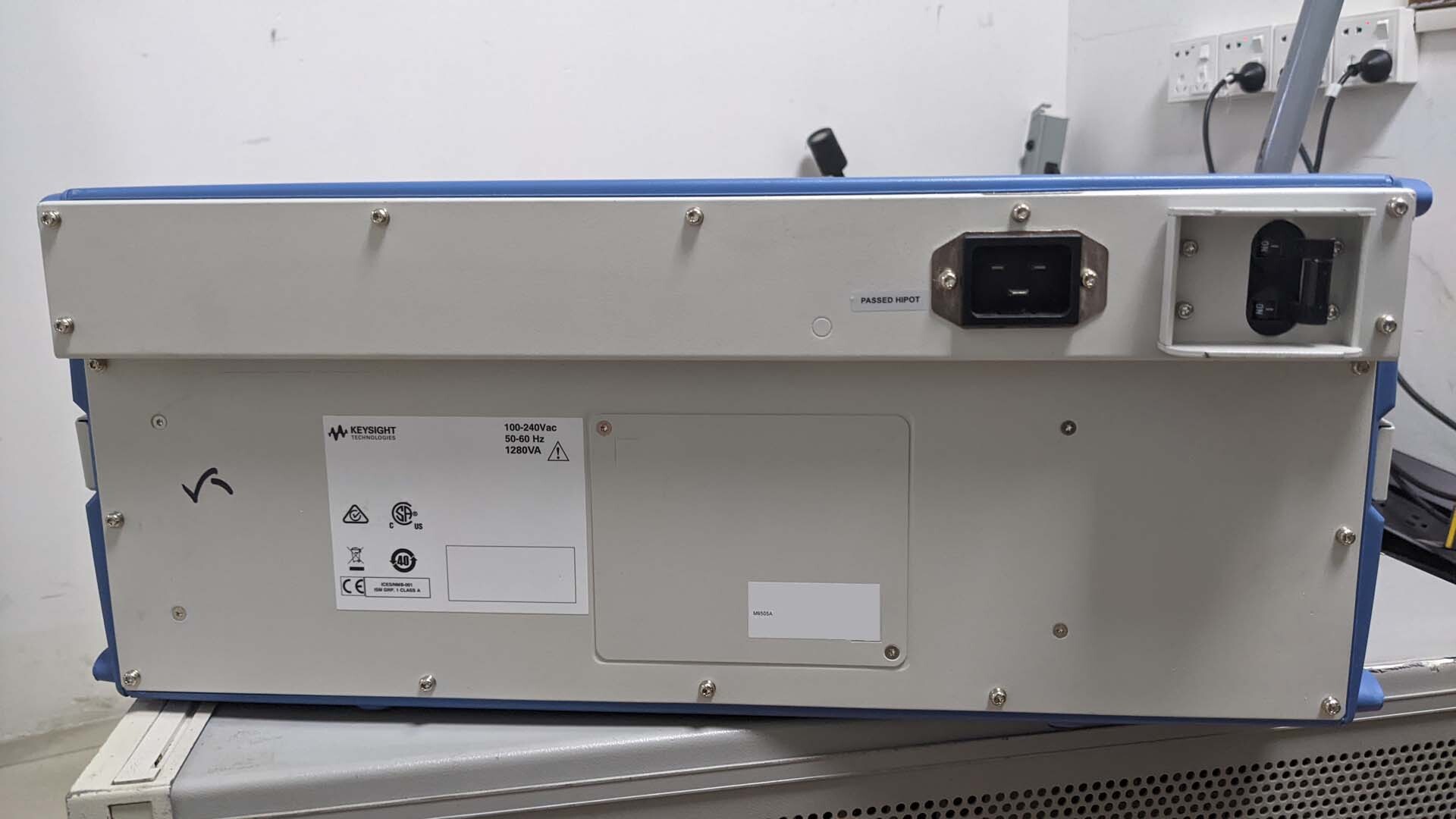 フォト（写真） 使用される AGILENT / HP / HEWLETT-PACKARD / KEYSIGHT M9505A 販売のために