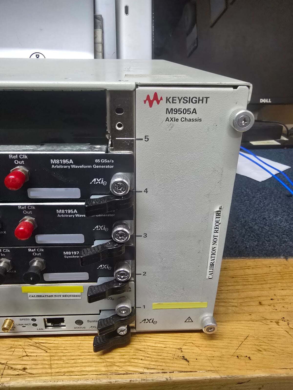 Photo Utilisé AGILENT / HP / HEWLETT-PACKARD / KEYSIGHT M9505A À vendre