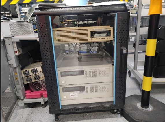 Photo Utilisé AGILENT / HP / HEWLETT-PACKARD / KEYSIGHT Medalist i3070 Series 3 À vendre