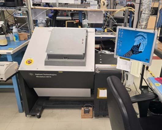 Photo Used AGILENT / HP / HEWLETT-PACKARD / KEYSIGHT Medalist i3070 Series III For Sale