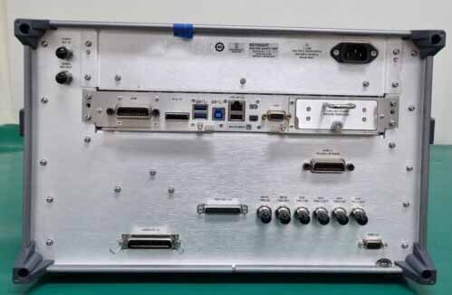 图为 已使用的 AGILENT / HP / HEWLETT-PACKARD / KEYSIGHT N5235B 待售