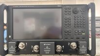 フォト（写真） 使用される AGILENT / HP / HEWLETT-PACKARD / KEYSIGHT N5244B 販売のために