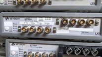 Photo Utilisé AGILENT / HP / HEWLETT-PACKARD / KEYSIGHT N7745A  À vendre