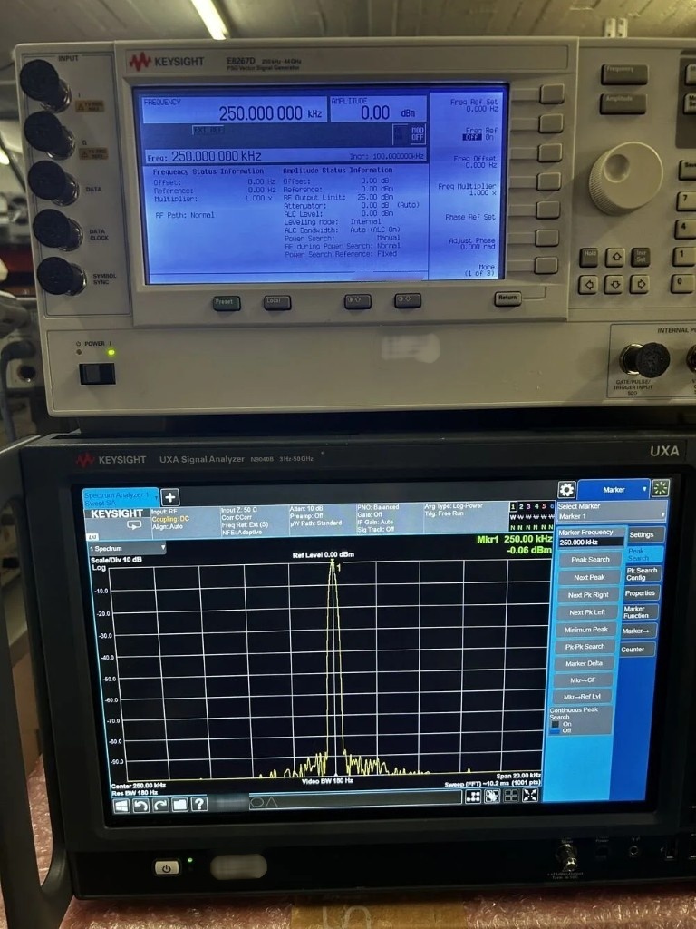 Photo Used AGILENT / HP / HEWLETT-PACKARD / KEYSIGHT N9040B For Sale