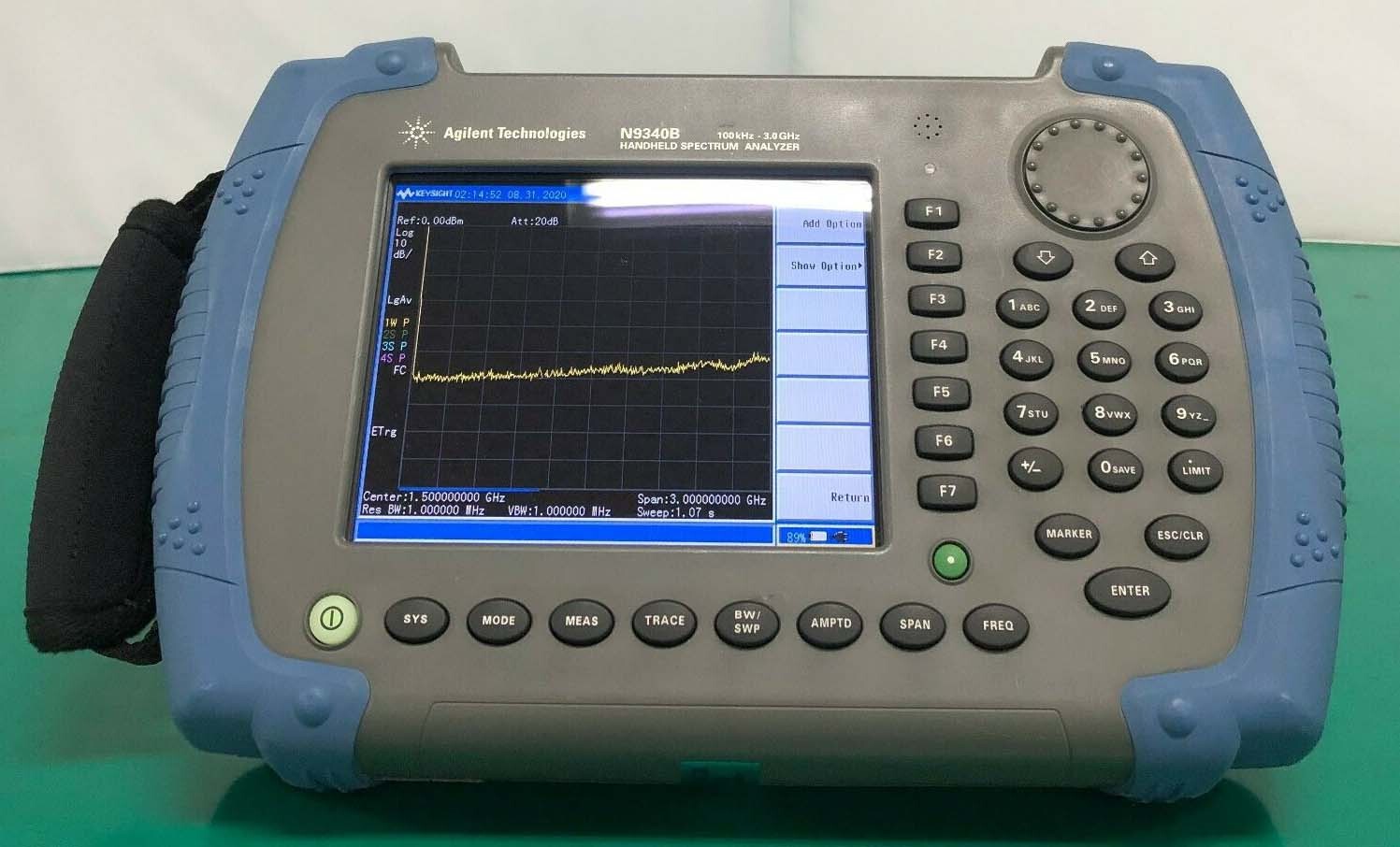 Foto Verwendet AGILENT / HP / HEWLETT-PACKARD / KEYSIGHT N9340B Zum Verkauf
