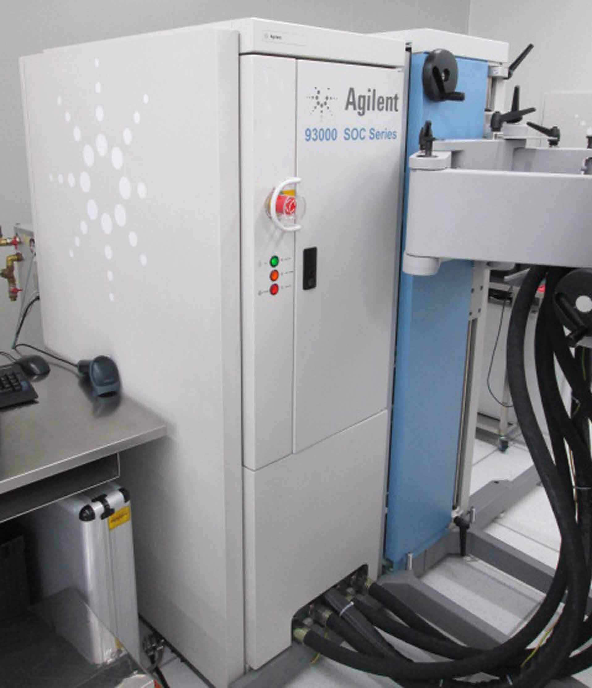 Photo Used AGILENT / HP / HEWLETT-PACKARD / VERIGY / ADVANTEST 93000 C400 For Sale