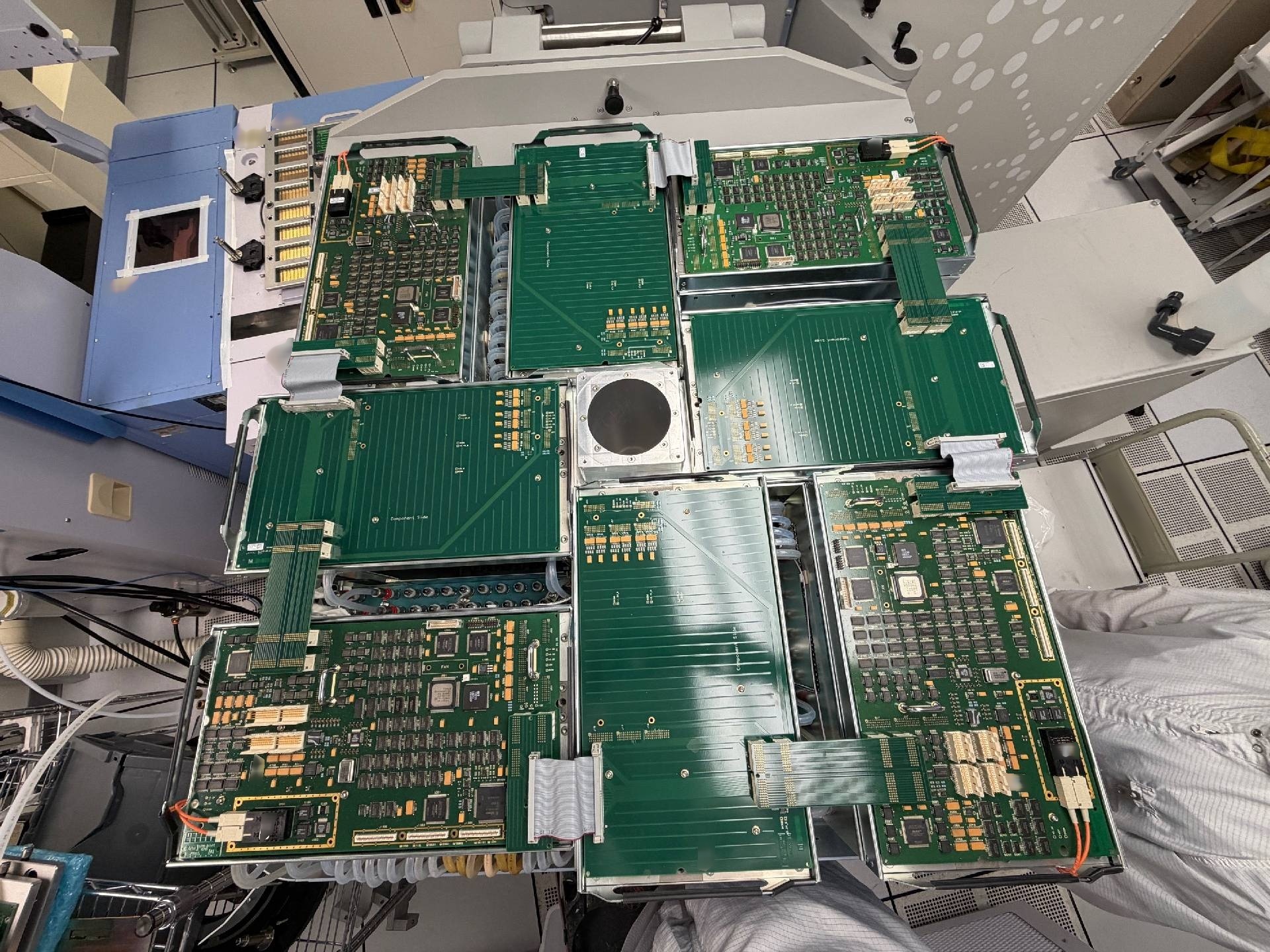 Photo Utilisé AGILENT / HP / HEWLETT-PACKARD / VERIGY / ADVANTEST 93000 SOC P600 À vendre