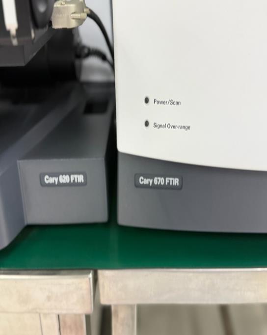 Foto Verwendet AGILENT / HP / HEWLETT-PACKARD / VERIGY / ADVANTEST CARY 670 Zum Verkauf