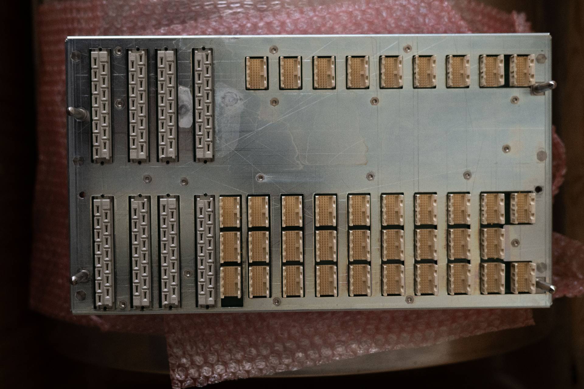 Photo Used AGILENT / HP / HEWLETT-PACKARD / VERIGY / ADVANTEST Lot of boards For Sale