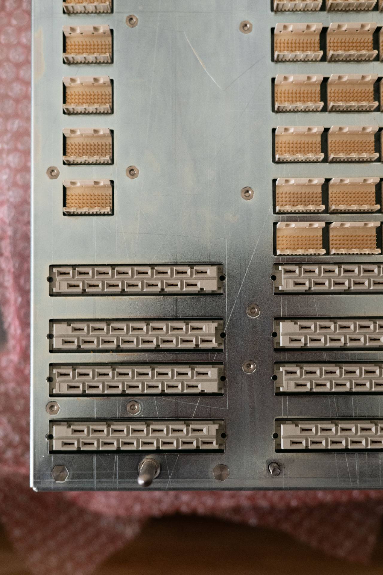 Photo Used AGILENT / HP / HEWLETT-PACKARD / VERIGY / ADVANTEST Lot of boards For Sale