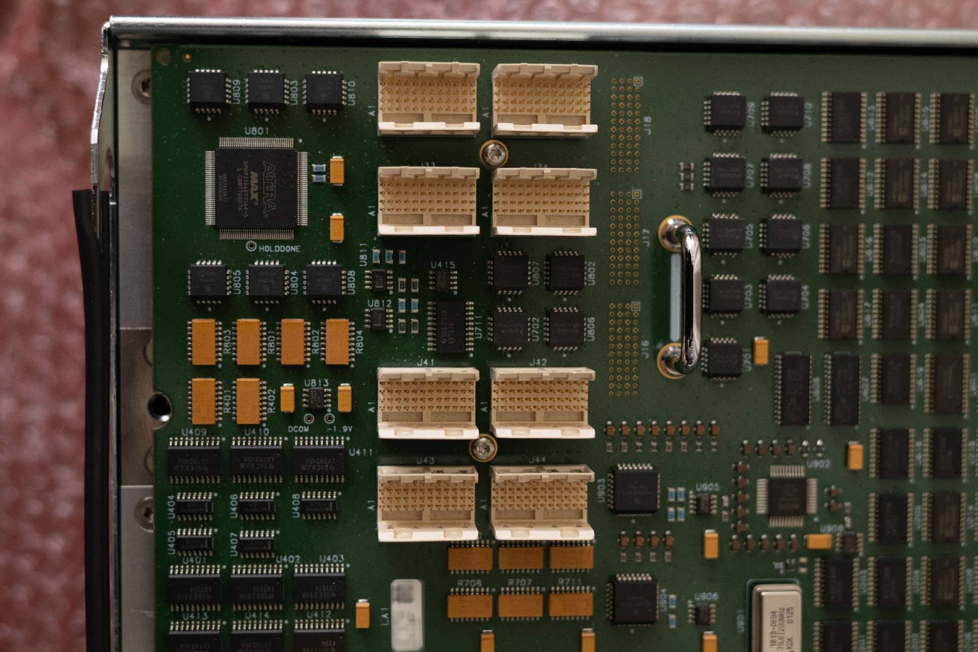 Photo Used AGILENT / HP / HEWLETT-PACKARD / VERIGY / ADVANTEST Lot of boards For Sale